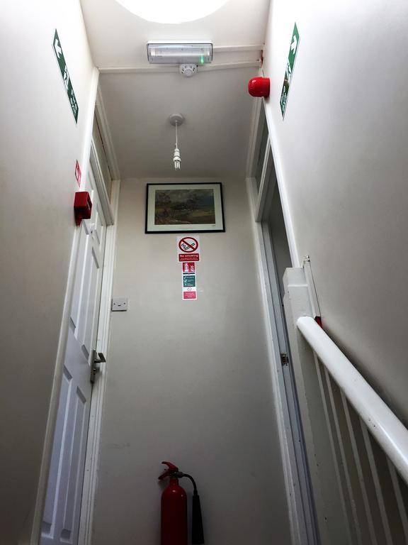 Vallance Road House London Room photo